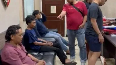 Polres Gresik Ringkus Pencuri Spesialis Bobol Jok Motor, Penadah Juga Ditangkap