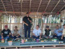 Pesona Pantai Jherat Lanjheng di Bawean Pukau Rombongan Tim Penggerak PKK Kabupaten Gresik