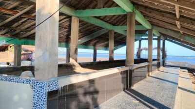 Wisata Pantai Jherat Lanjheng di Bawean dan Legenda Aji Saka Perumus Aksara Honocoroko