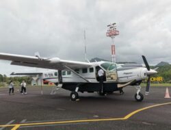 Pesawat Susi Air Jurusan Surabaya – Bawean Batal Terbang, Penumpang Gagal Rayakan Maulid Di Kampung