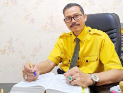 Calon Tunggal Bukti Hilangnya Kemandirian dan Pengkaderan Partai Politik di Gresik 