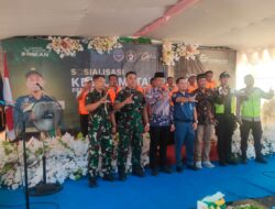 Harhubnas 2024, KUPP Kelas III Bawean Gelar Sosialisasi Keselamatan Pelayaran dan Penyerahan Life Jacket dan Pas Besar