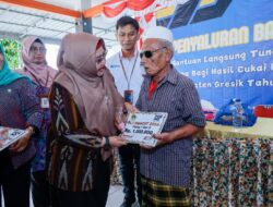 Pemkab Gresik Salurkan 335 BLT Dari Dana Bagi Hasil Cukai Tembakau