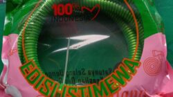 Warga Pulau Bawean Resah, Modus Bagi Jilbab Berujung Penjualan Selang Gas Harga Tak Wajar