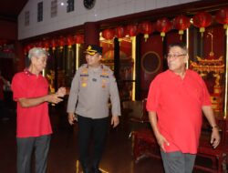 Jelang Puncak Imlek, Kapolres Gresik Cek Pengamanan di Klenteng Kim Hin Kiong