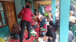 Terungkap Modus Sosialisasi Palsu di Bawean, Kerudung Gratis Jadi Umpan Penjualan Selang Gas Mahal